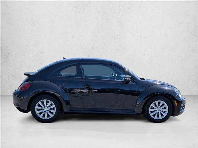 Used 2018 Volkswagen Beetle 2.0T Coast FWD video 2