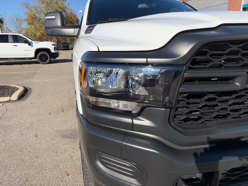 Used 2024 RAM 3500 Tradesman AWD/4WD image 4