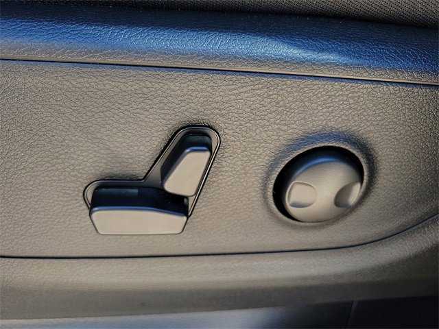 New 2026 RAM 1500 4x4 Crew Cab image 13