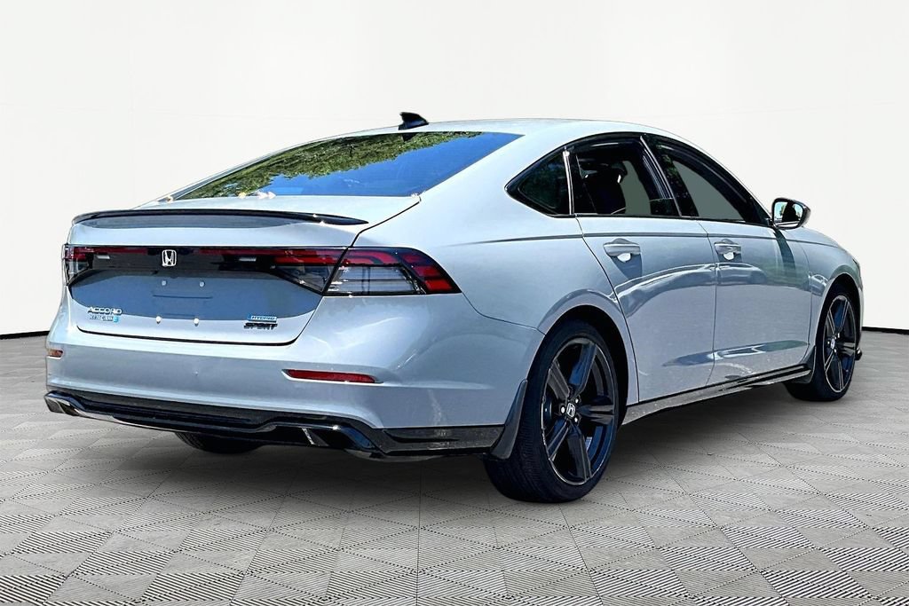 Certified 2025 Honda Accord Sport image 5