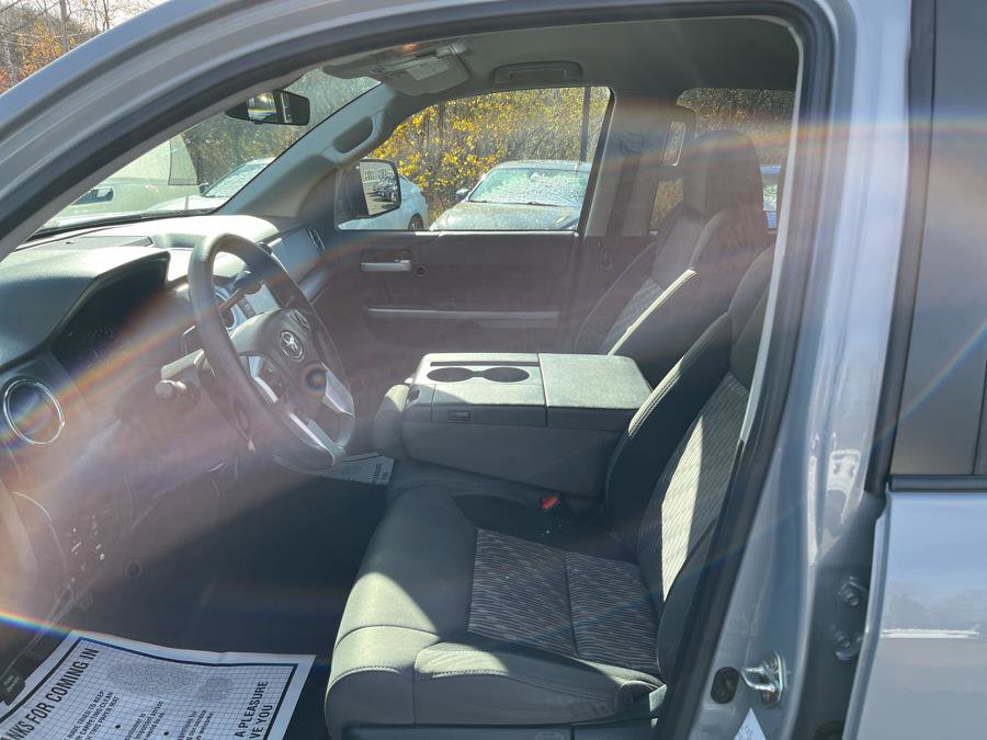 Used 2018 Toyota Tundra SR5 image 6