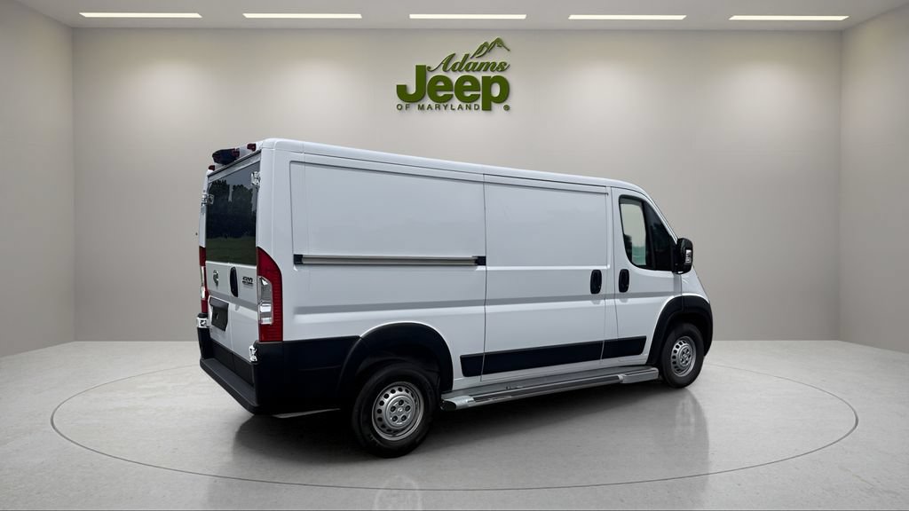 Used 2025 RAM ProMaster 2500 w/ U-Haul Equipment Group FWD image 8