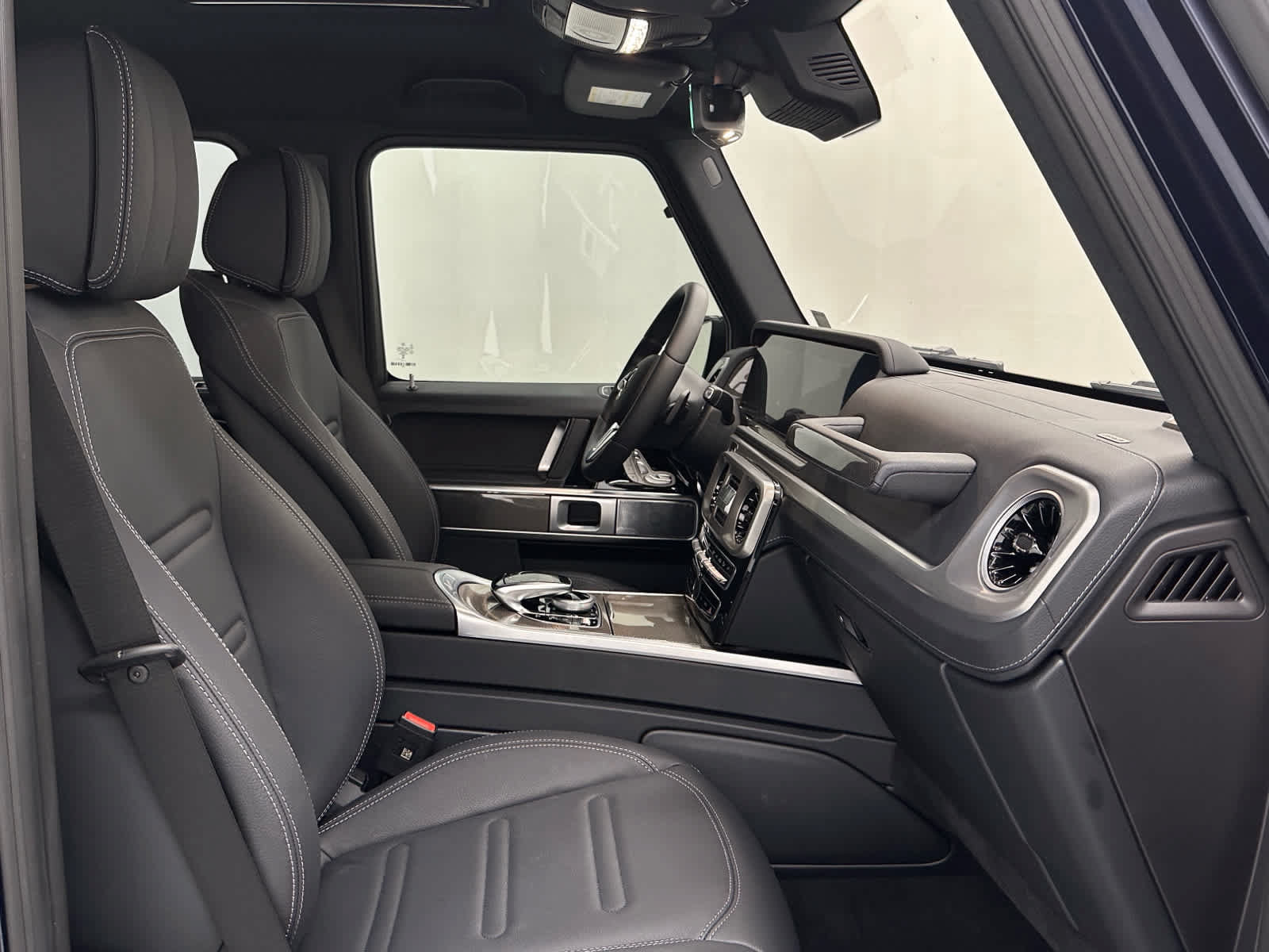 Used 2024 Mercedes-Benz G 550 w/ Night Package image 17