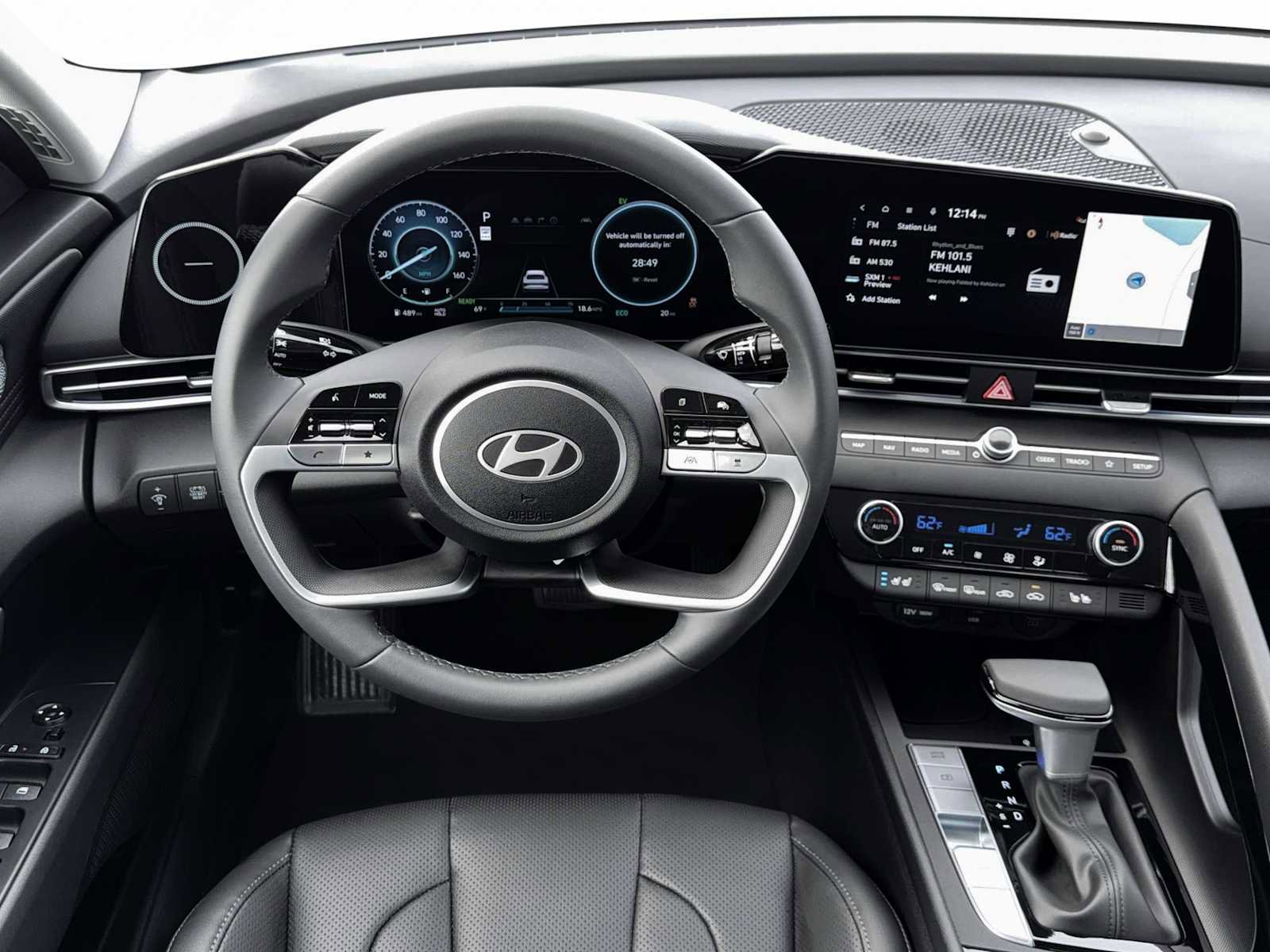 New 2026 Hyundai Elantra Limited image 17