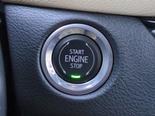 Used 2024 Cadillac XT4 Premium Luxury FWD image 27