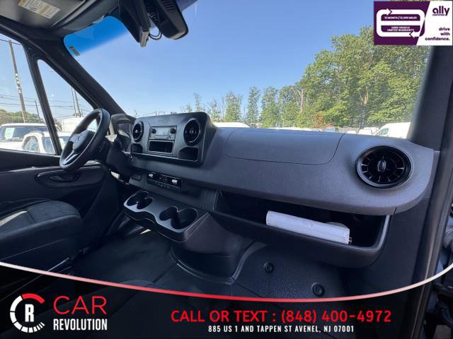 Used 2019 Mercedes-Benz Sprinter 170 image 29
