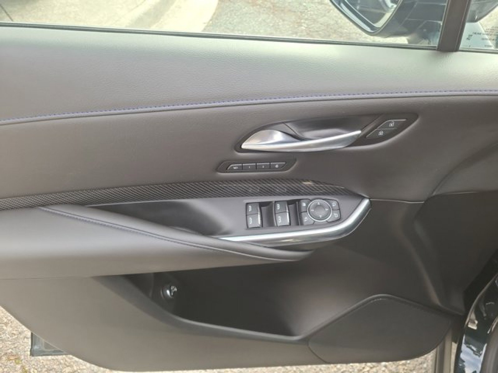 Used 2024 Cadillac XT4 Sport image 22