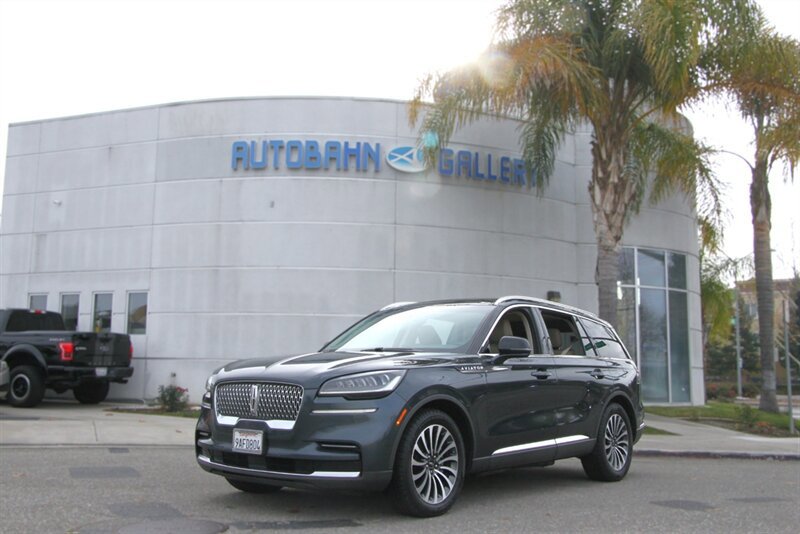 Used 2022 Lincoln Aviator Reserve RWD image 1