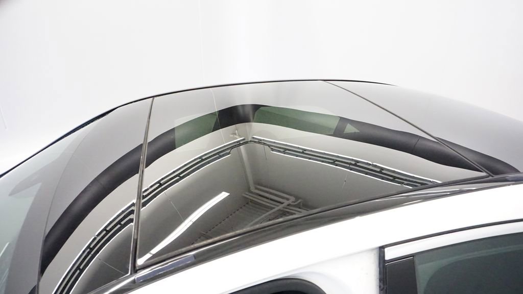 Used 2018 Mercedes-Benz C 300 4MATIC Sedan image 34