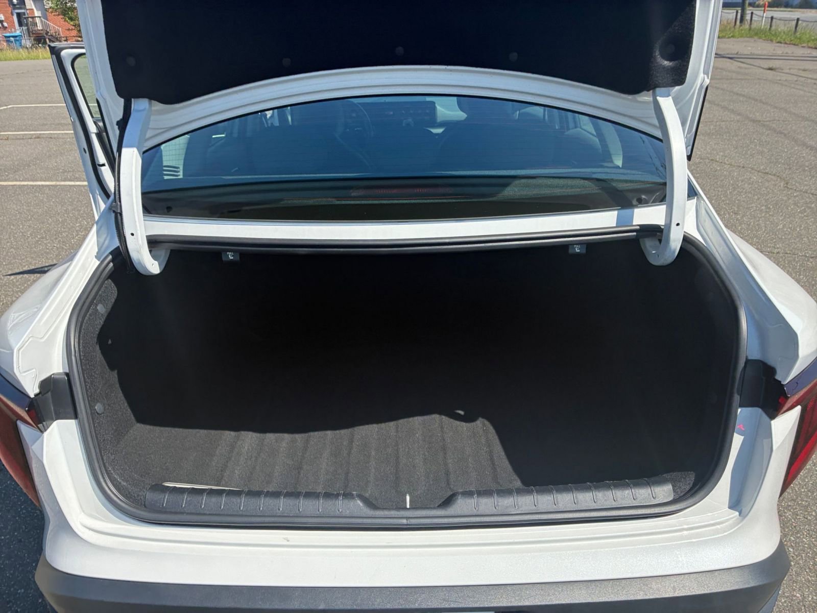 Used 2025 Kia K4 FWD image 30