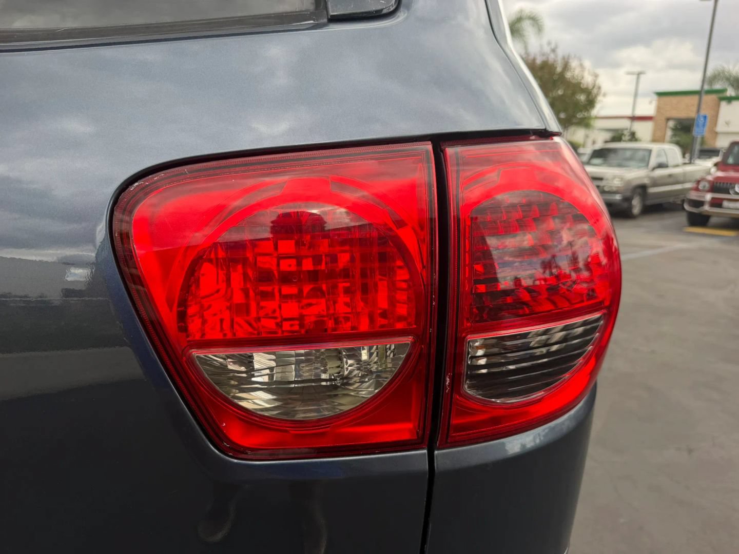 Used 2008 Toyota Sequoia Limited RWD image 12