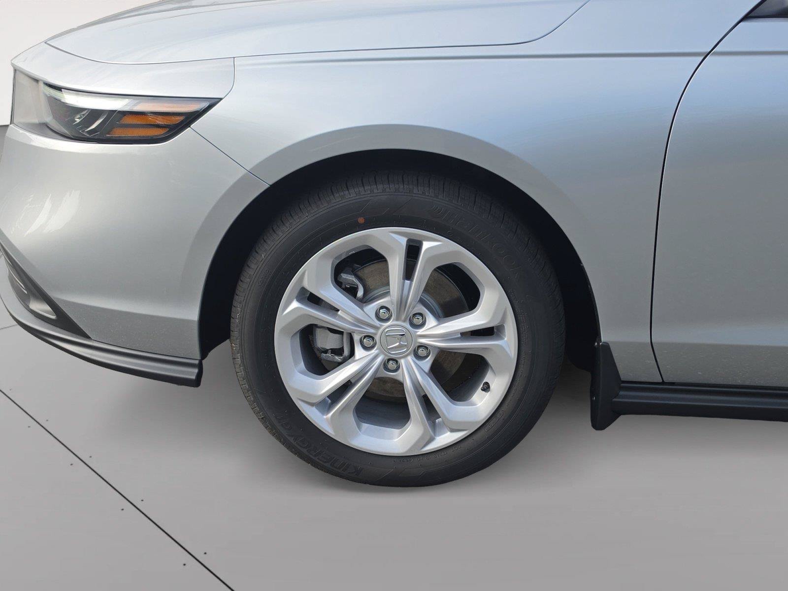 New 2026 Honda Accord LX image 9