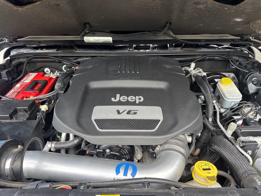 Used 2017 Jeep Wrangler Unlimited Rubicon AWD/4WD image 35