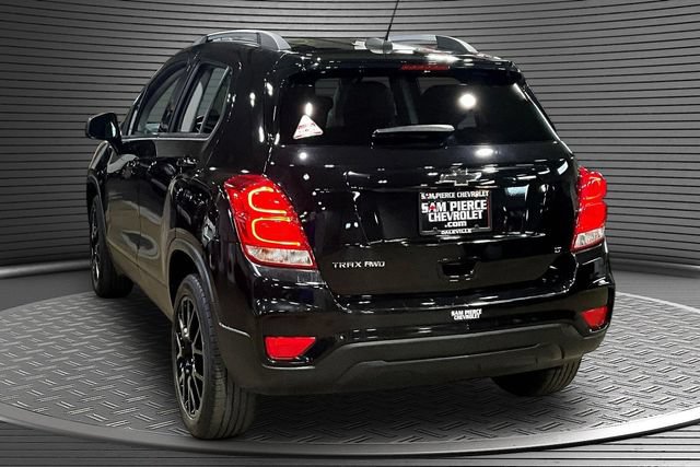 Used 2020 Chevrolet Trax LT w/ LT Convenience Package AWD/4WD image 4