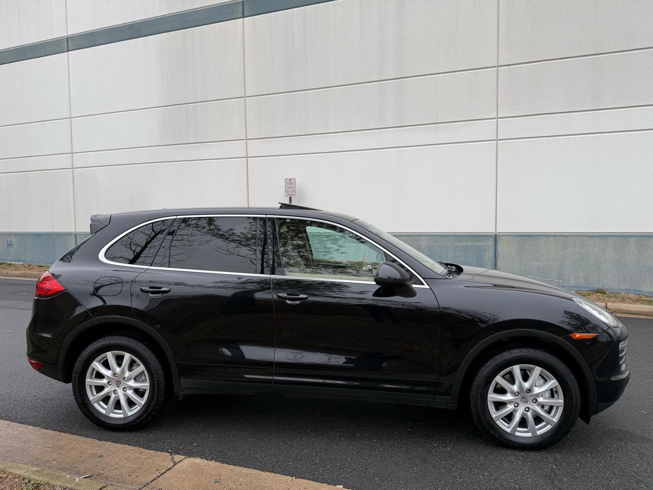 Used 2012 Porsche Cayenne image 11