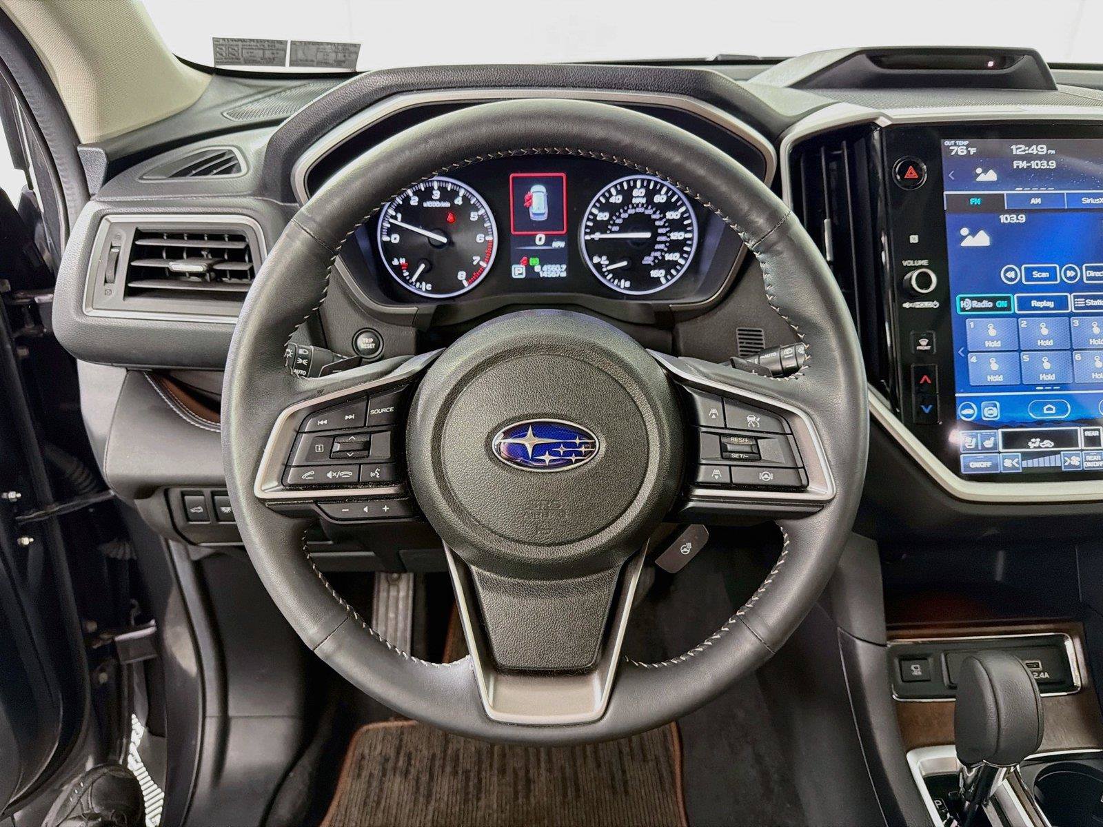 Used 2025 Subaru Ascent Touring AWD/4WD image 3