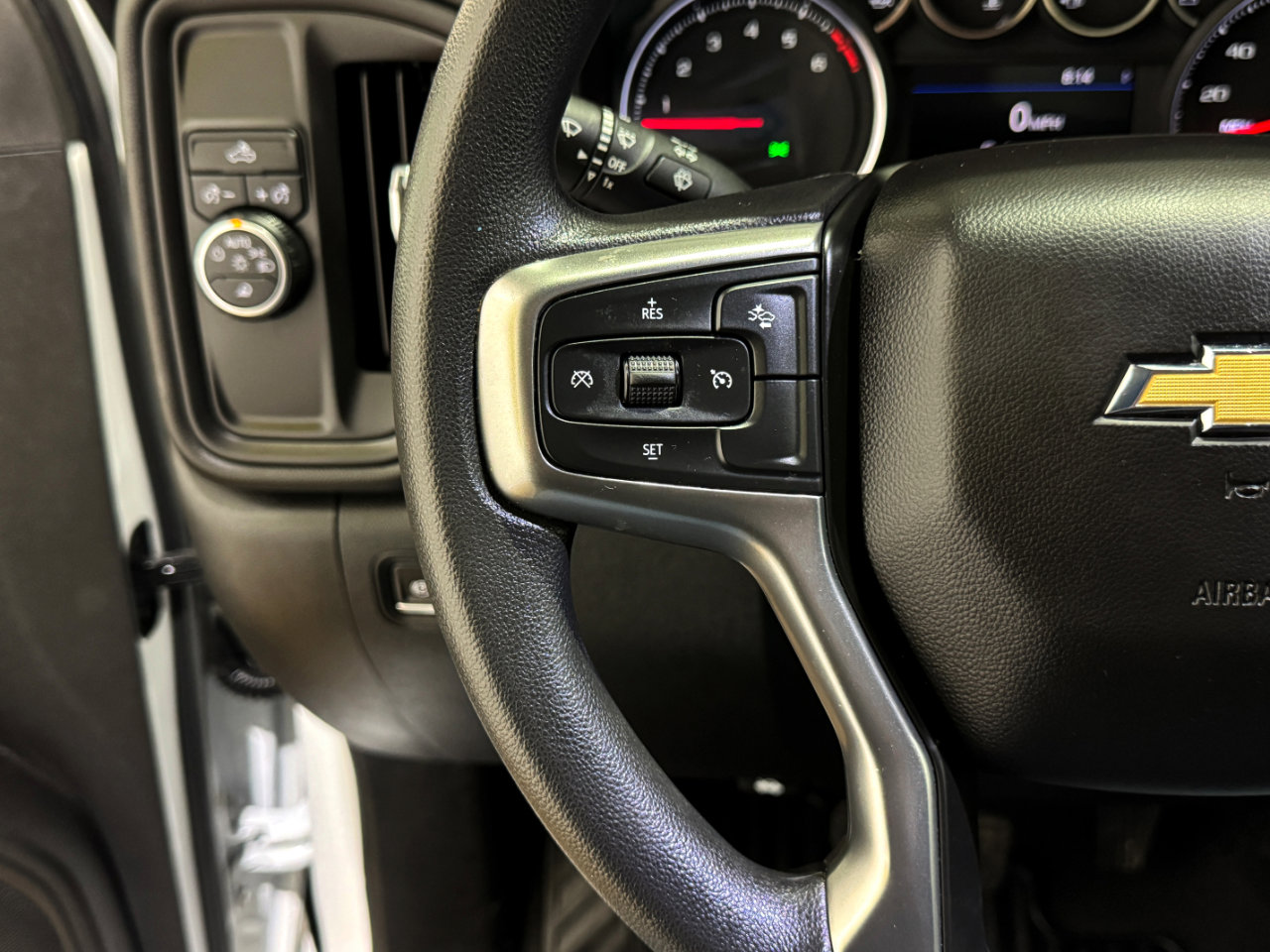 Used 2022 Chevrolet Silverado 2500 Custom w/ Custom Value Package image 22