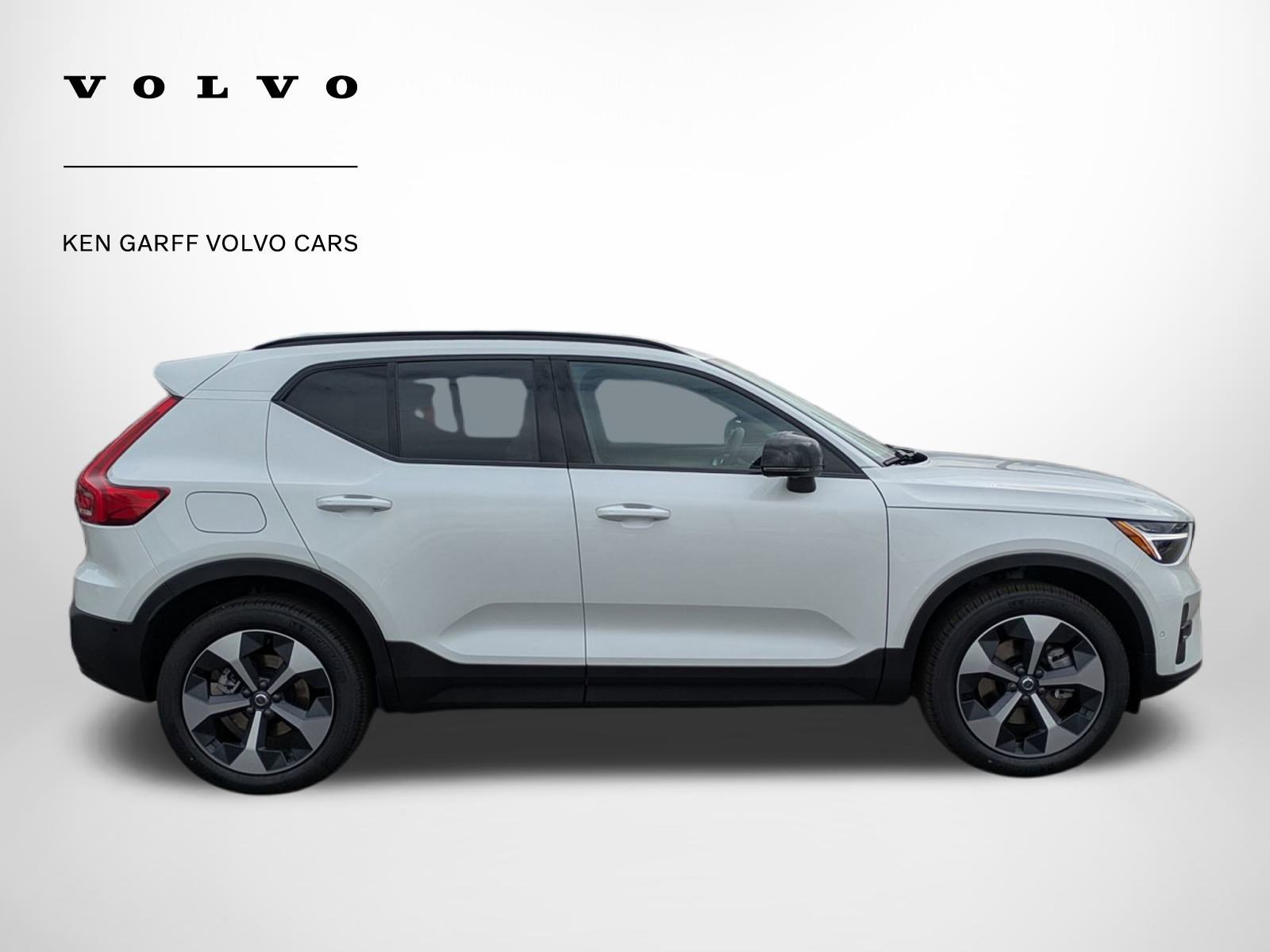 New 2026 Volvo XC40 B5 Plus w/ Protection Package Premier image 2