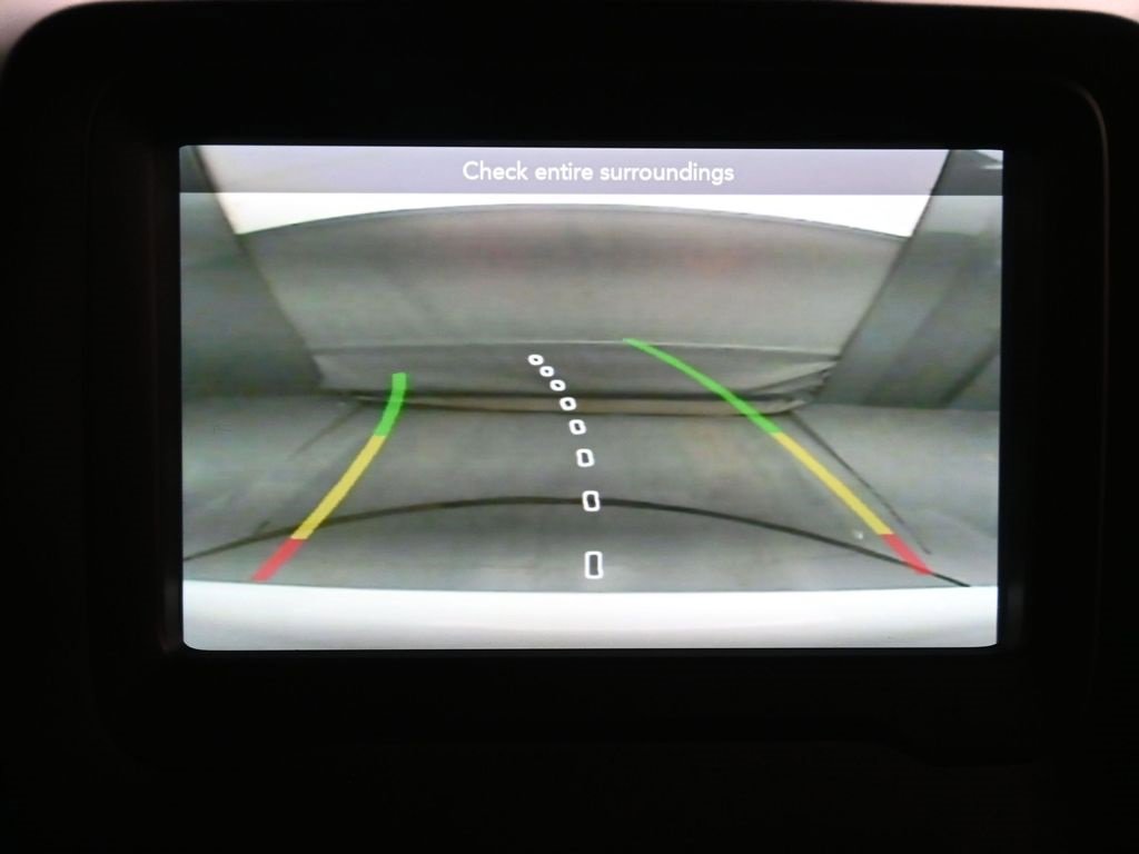 Certified 2020 Jeep Renegade Latitude w/ Cold Weather Group image 27