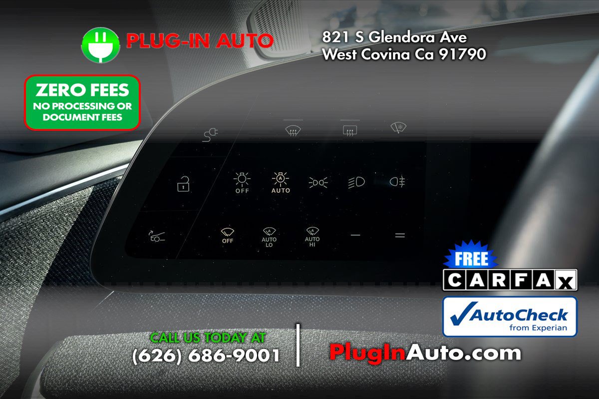 Used 2025 Lucid Air Pure RWD image 21