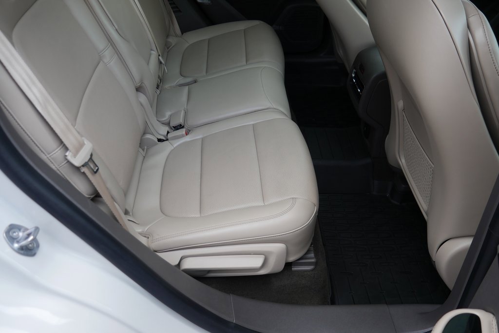 Used 2022 Lincoln Corsair Reserve w/ Equipment Group 201A image 24