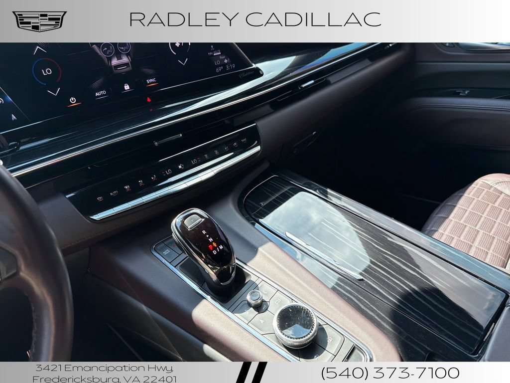Used 2024 Cadillac Escalade V w/ Heavy-Duty Trailer Package AWD/4WD image 9