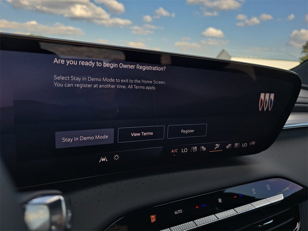 New 2026 Buick Enclave Avenir w/ Super Cruise Package image 21