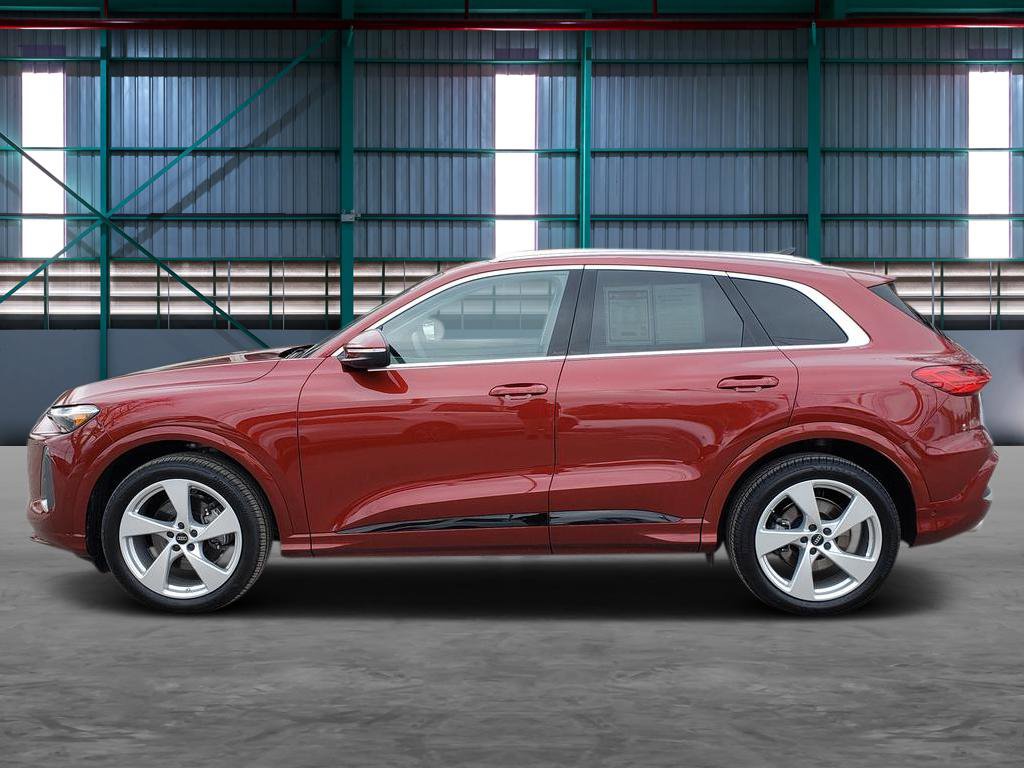 Used 2025 Audi Q5 Prestige image 2