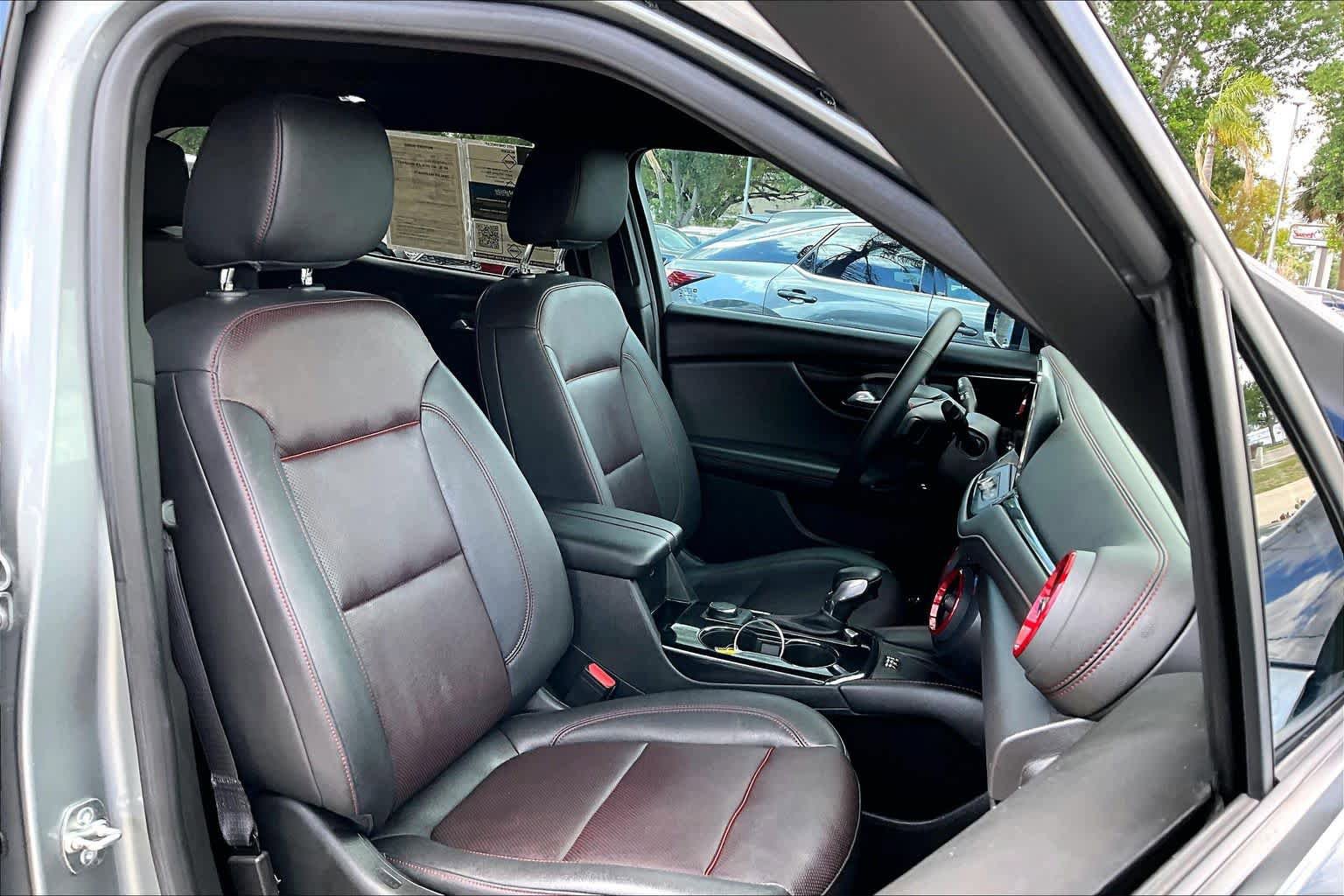 Used 2023 Chevrolet Blazer RS w/ Enhanced Convenience Package FWD image 9