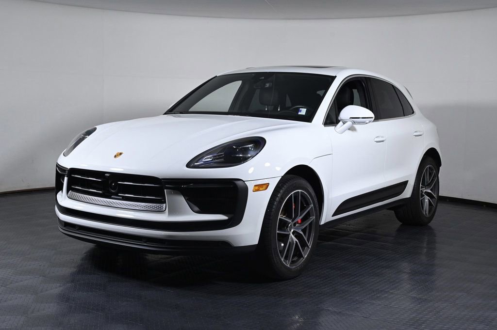 Certified 2023 Porsche Macan S