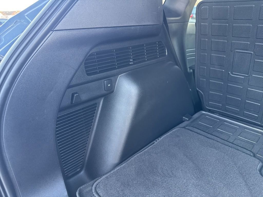 Used 2024 Ford Escape Active w/ Cold Weather Package image 38