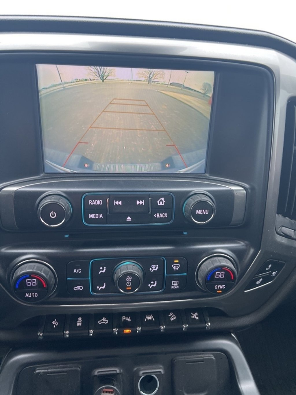 Used 2018 Chevrolet Silverado 1500 LTZ Z71 w/ Centennial Edition image 28