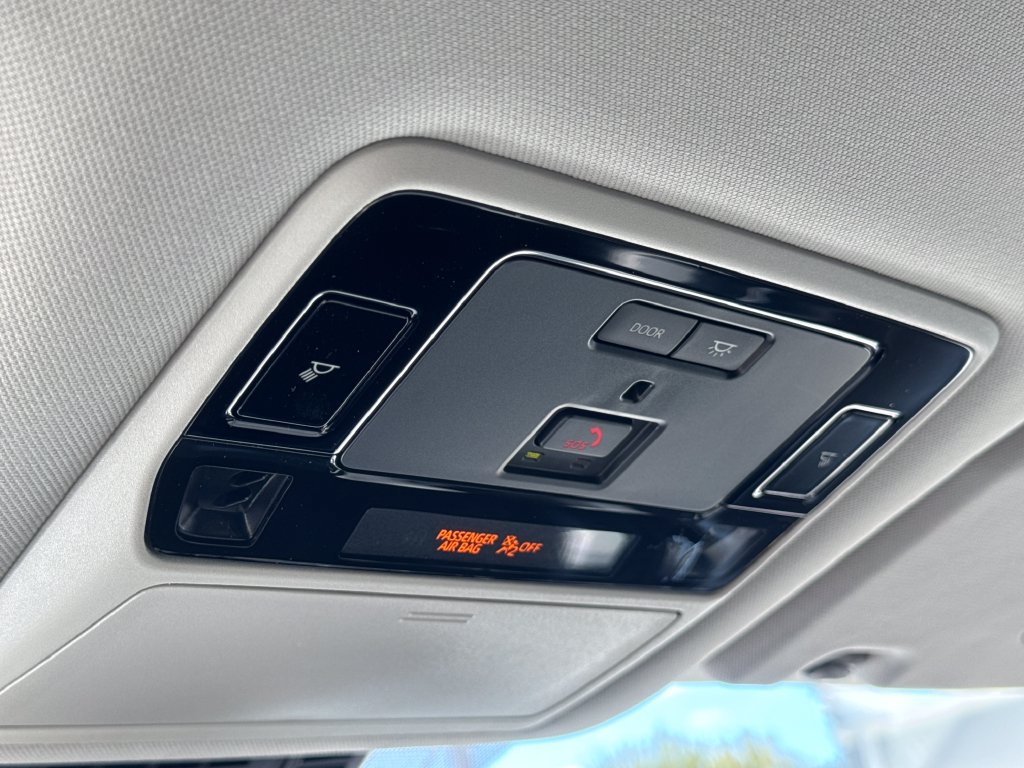 Used 2024 Toyota Grand Highlander AWD image 28