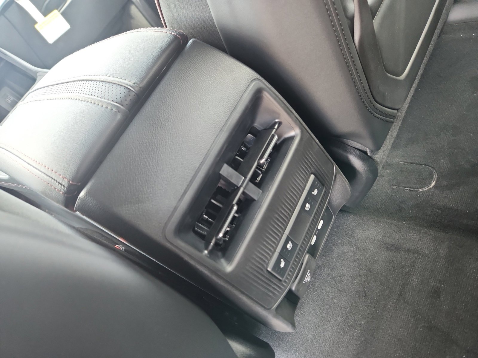 New 2025 Jeep Wagoneer S Launch Edition image 33