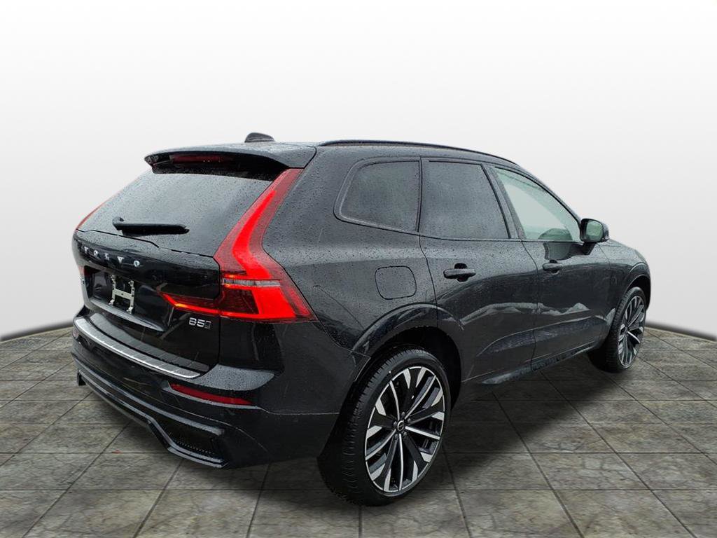 New 2026 Volvo XC60 B5 Ultra w/ Protection Package Premier image 3