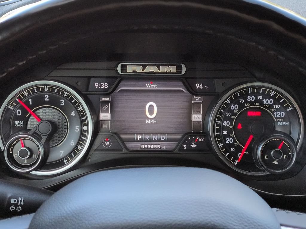 Used 2019 RAM 1500 Laramie AWD/4WD image 26