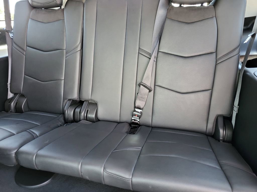 Used 2020 Cadillac Escalade ESV Premium Luxury w/ Escalade Sport Edition AWD/4WD image 13