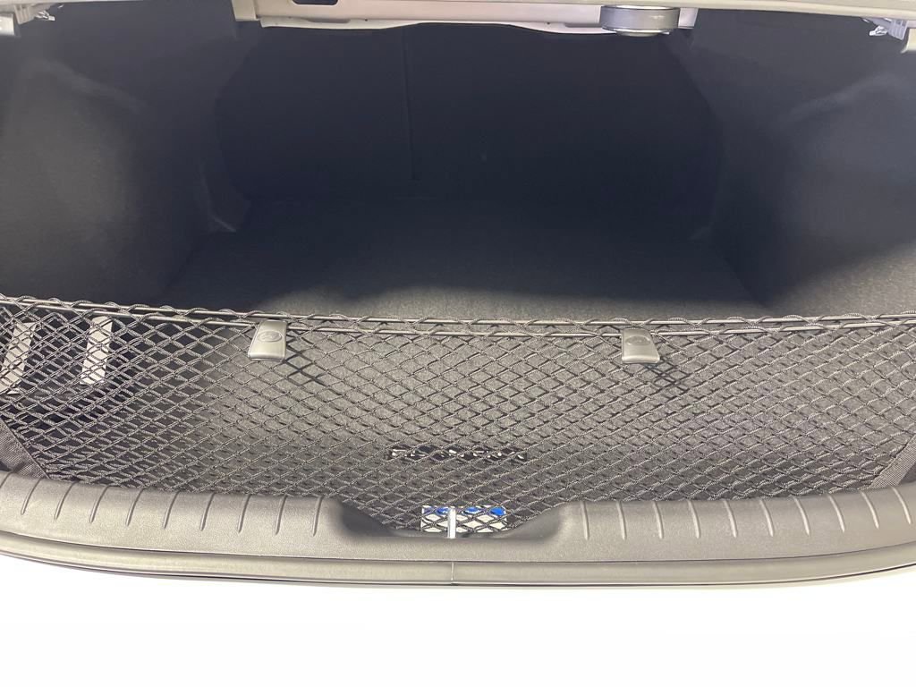 New 2025 Hyundai Elantra Limited image 10