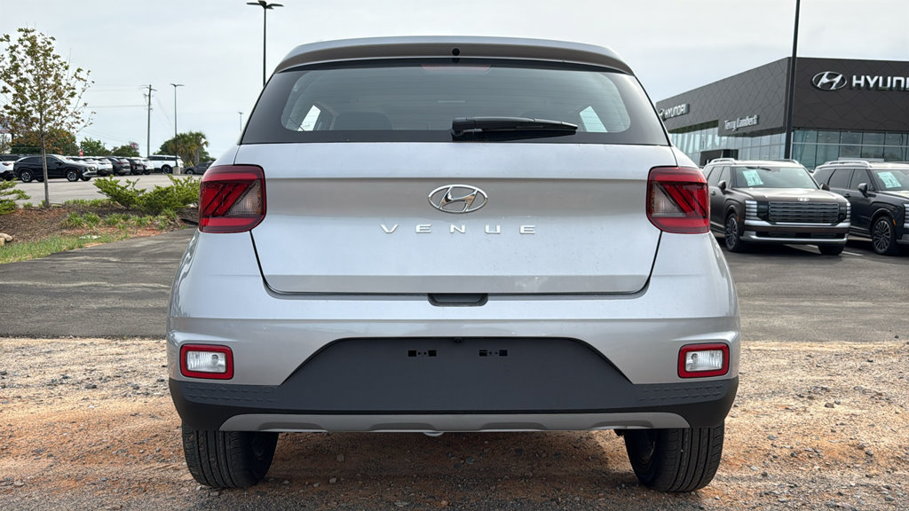 New 2026 Hyundai Venue SEL FWD image 6