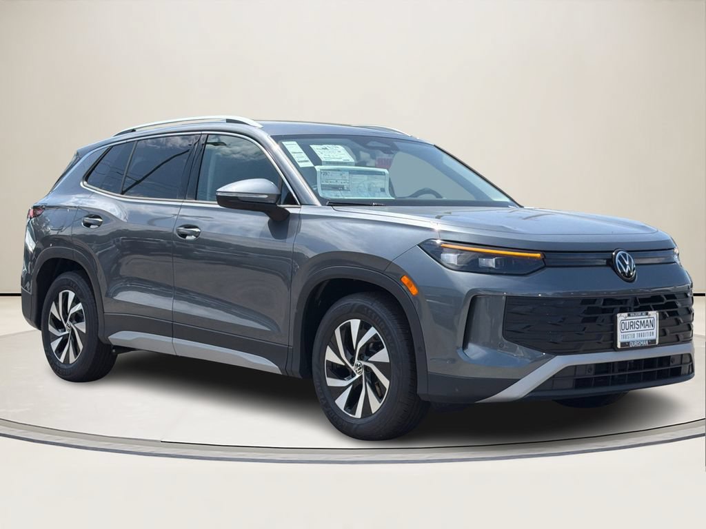 New 2026 Volkswagen Tiguan S FWD image 1