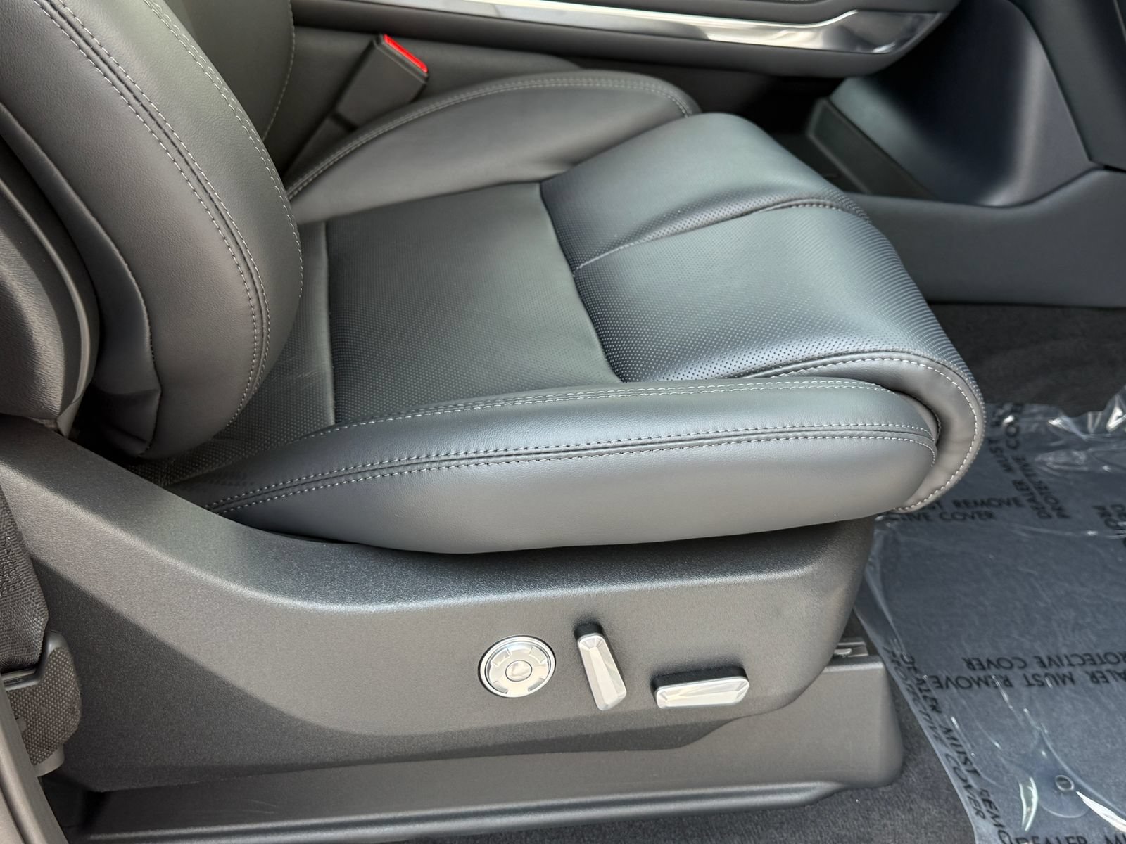 New 2027 Lincoln Navigator Premiere AWD/4WD image 13