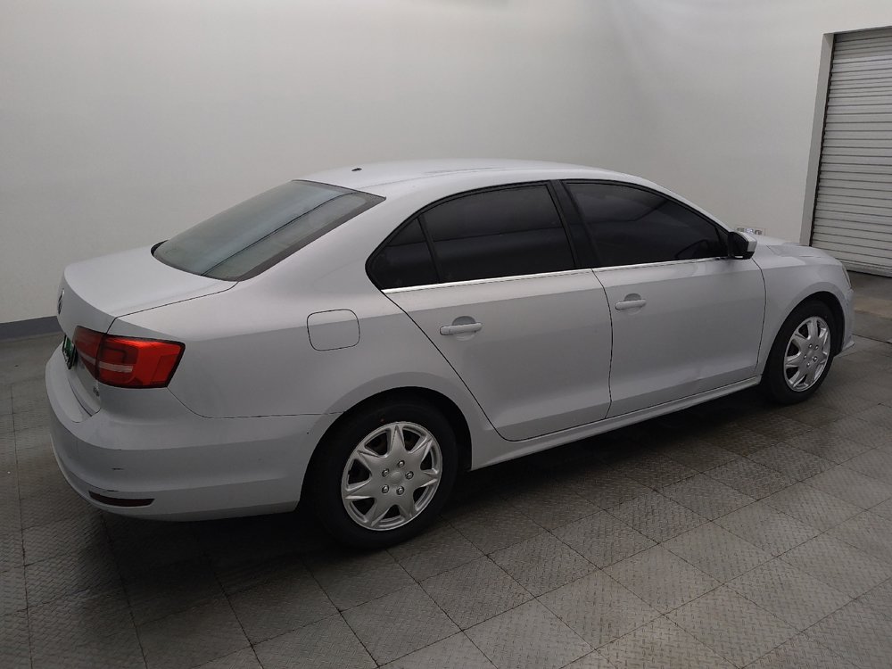 Used 2017 Volkswagen Jetta S image 10
