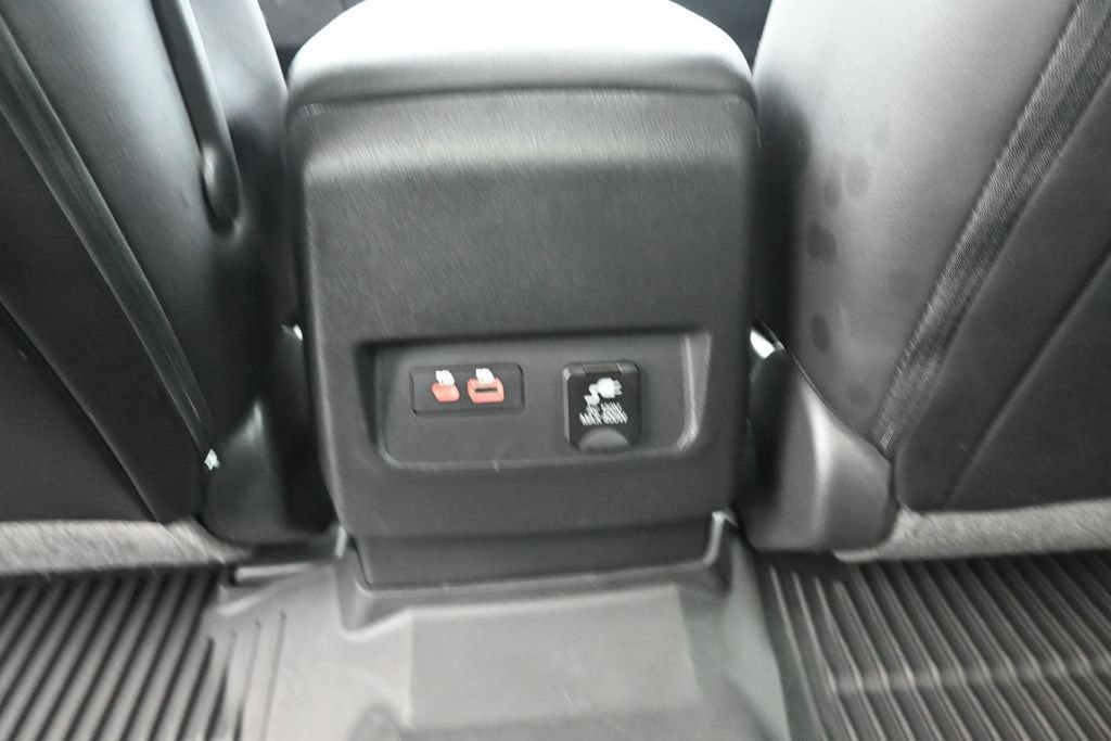 Used 2024 Nissan Frontier SL w/ Technology Package AWD/4WD image 19