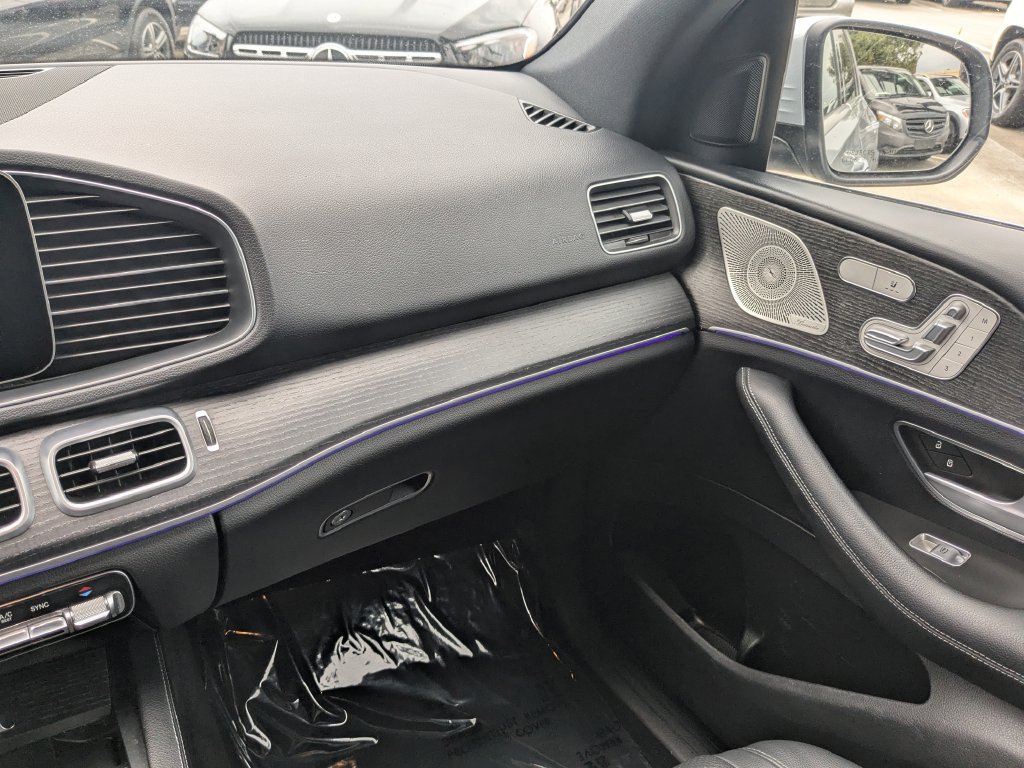 Used 2022 Mercedes-Benz GLE 350 4MATIC image 4