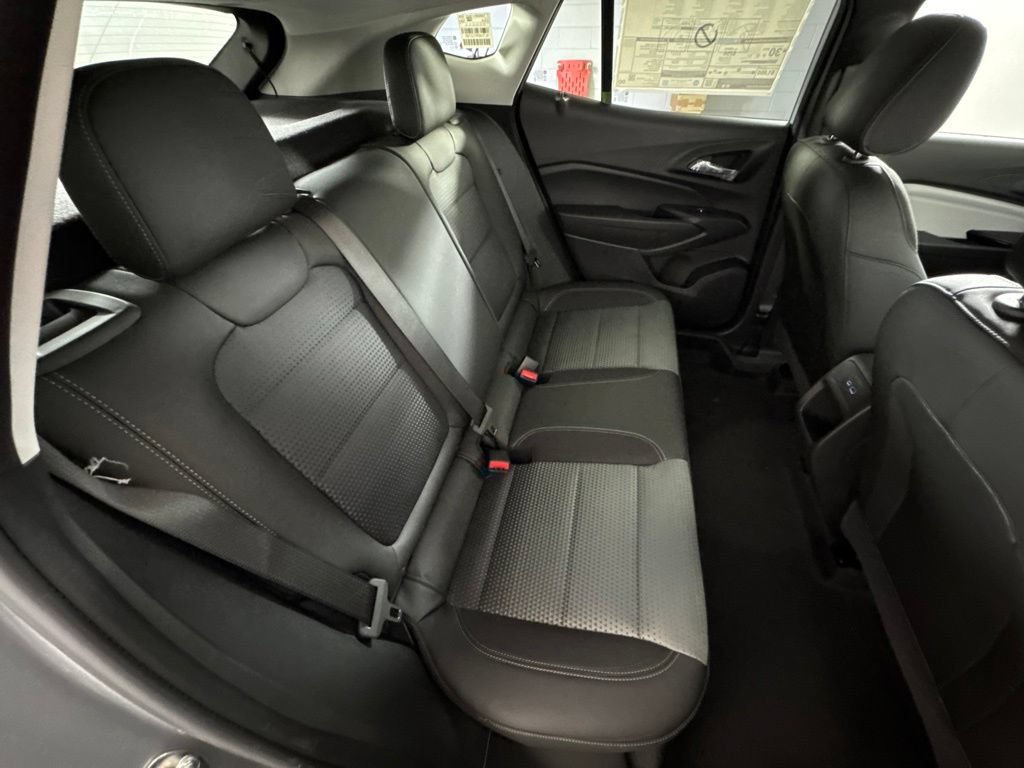 New 2026 Chevrolet Trax LT w/ Driver Confidence Package FWD image 30