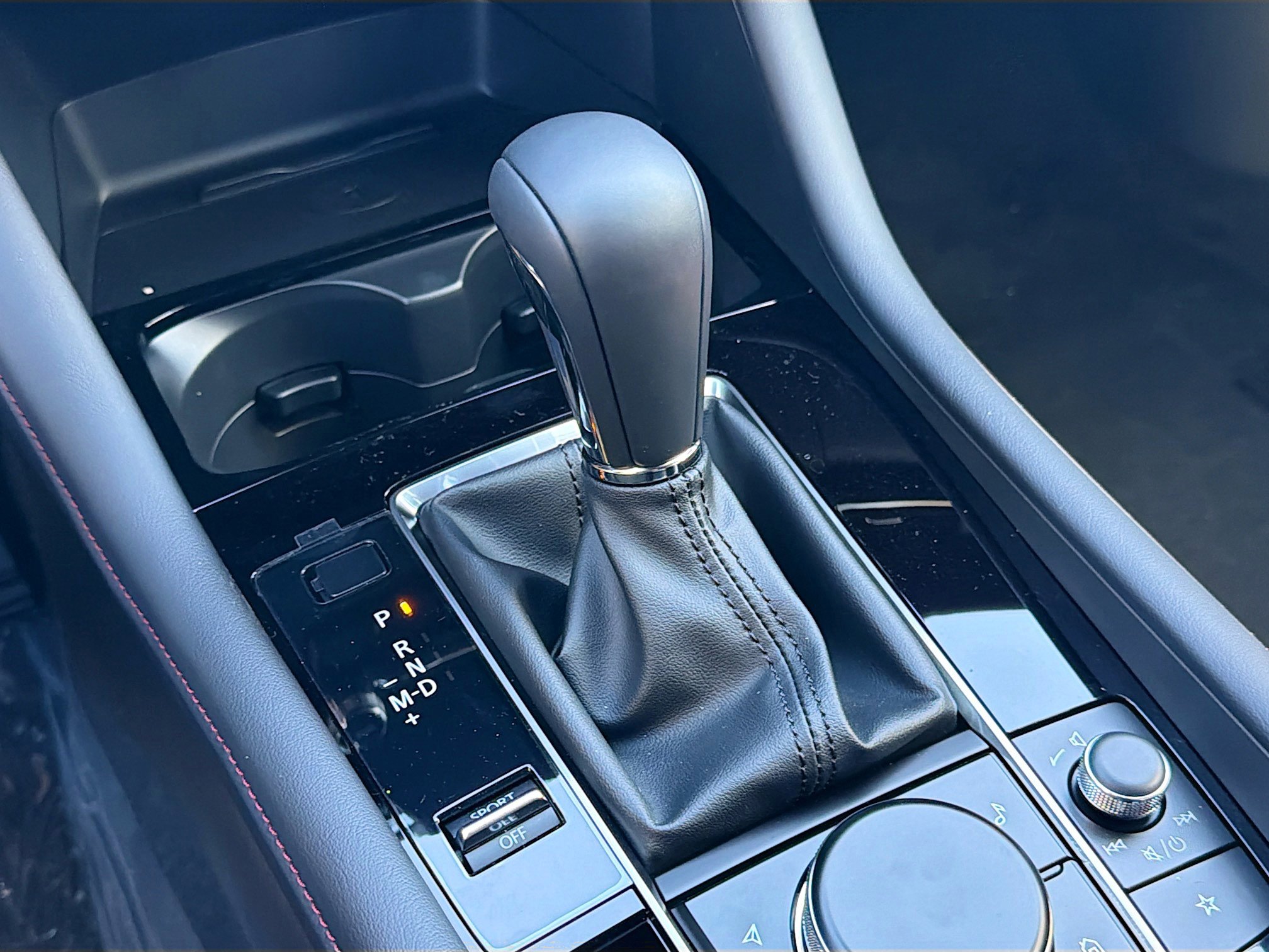 New 2026 MAZDA MAZDA3 Carbon image 26