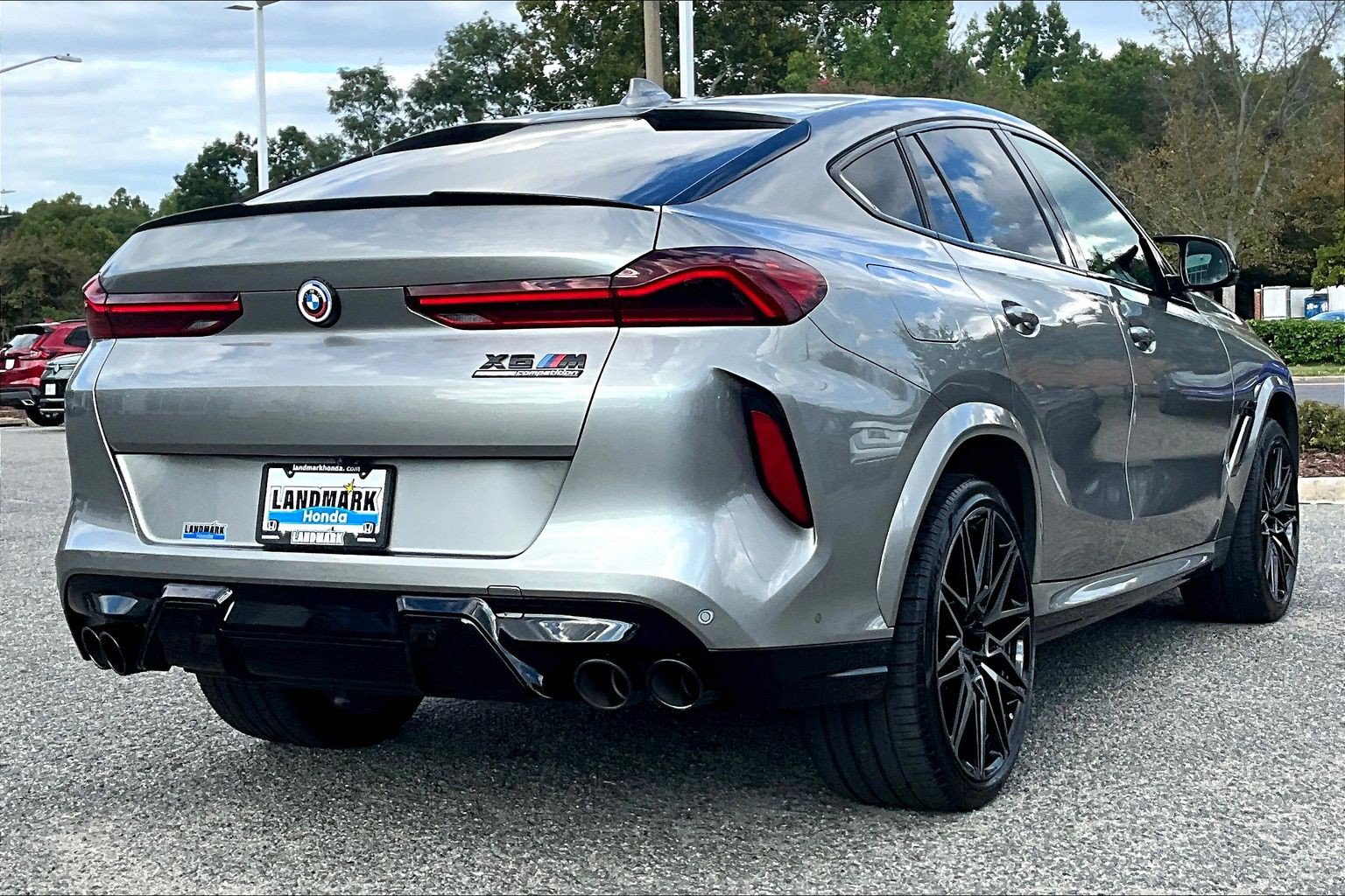 Used 2022 BMW X6 M w/ Competition Package AWD/4WD image 2