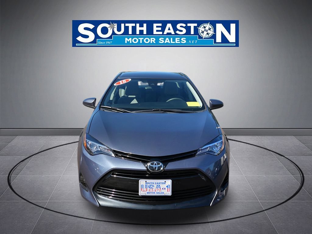 Used 2018 Toyota Corolla LE FWD image 3