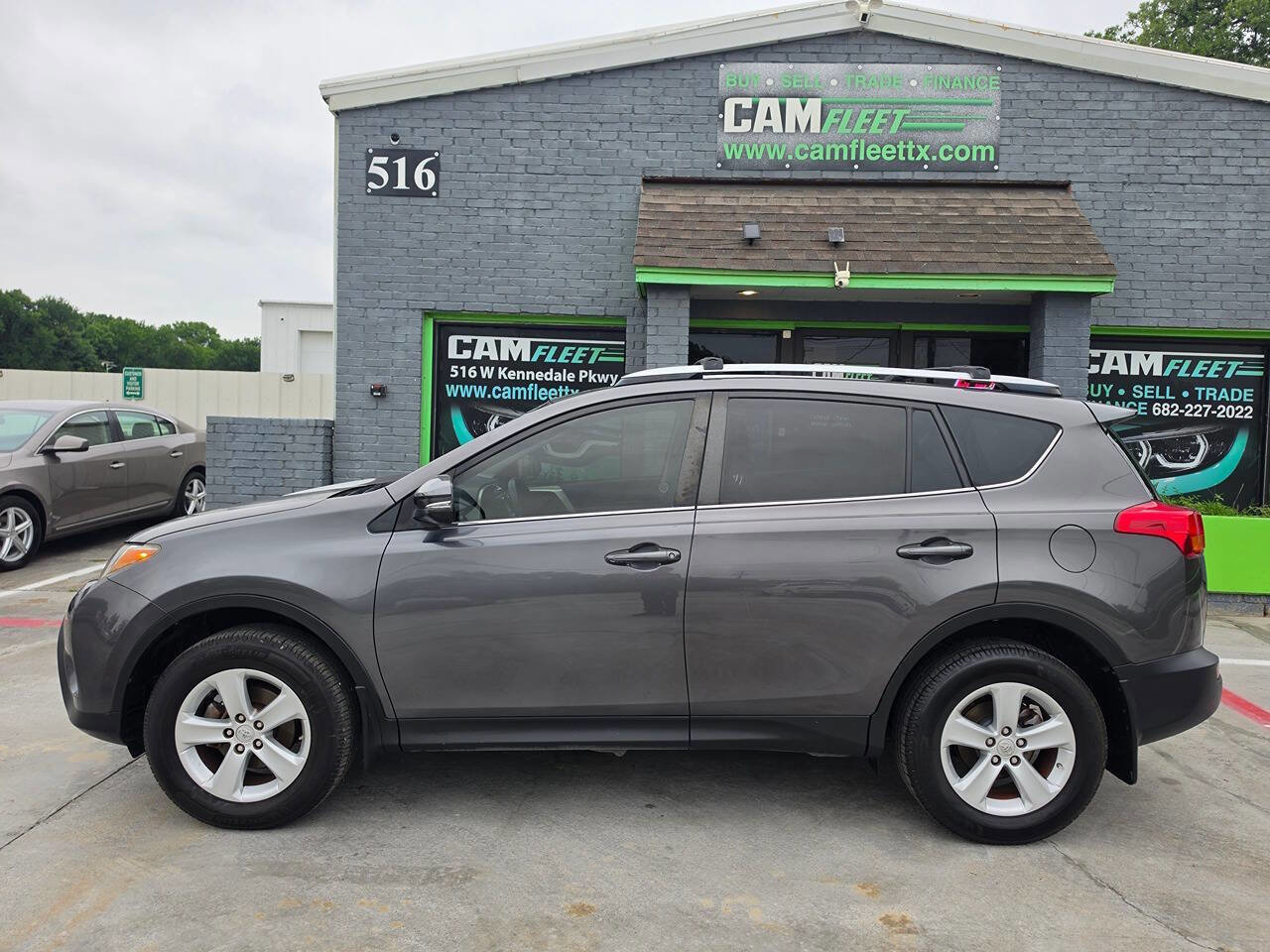 Used 2013 Toyota RAV4 XLE FWD image 19