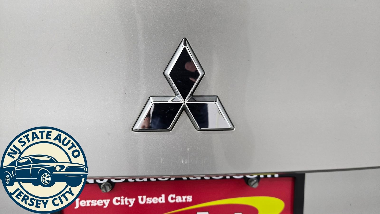 Used 2023 Mitsubishi Outlander SE image 28